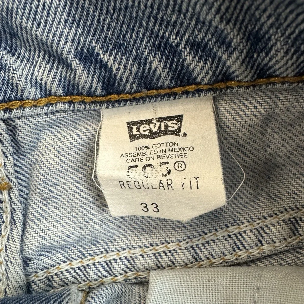 Vintage Levi's 505 Regular Fit Denim Shorts Men's Size 33 Light Wash Made in USA